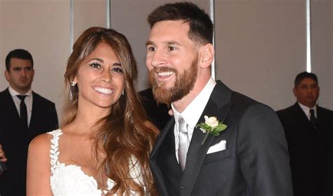 Everything To Know About Messi’s Wife, Antonella。